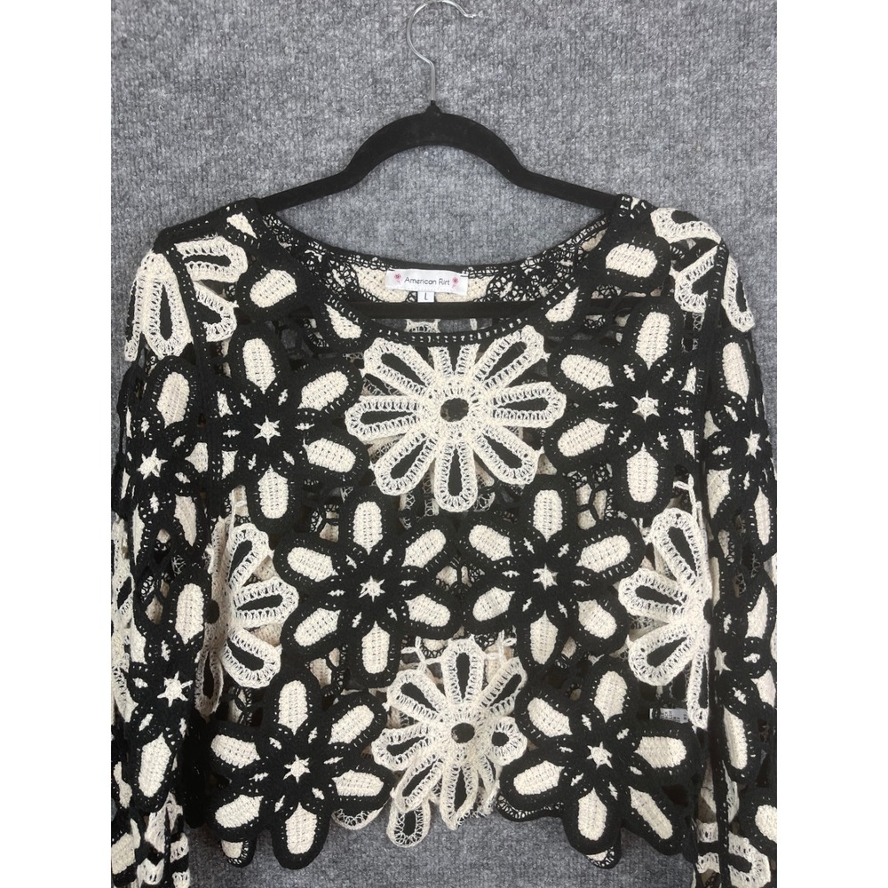 American Flirt Crochet Top Womens Large Black White Excellent Floral Long Sleeve - Picture 2 of 12